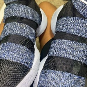 Lebron basketball shoes